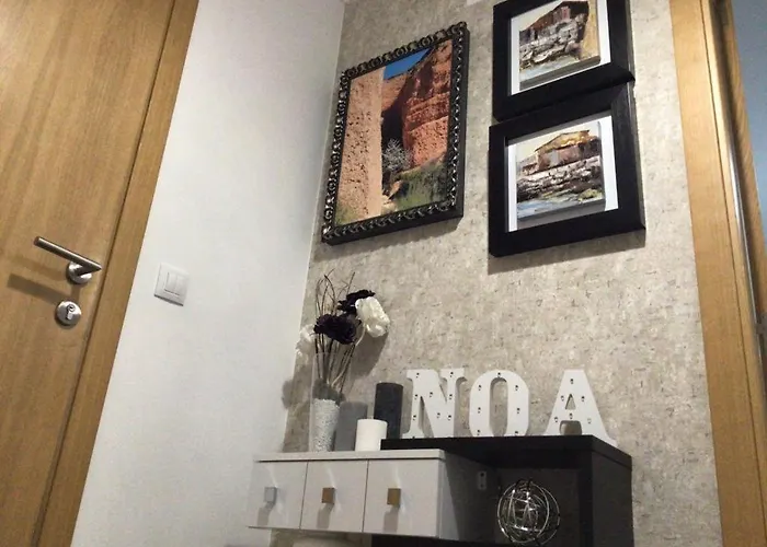 Hyp - La Casa De Noa