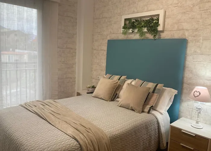 Hyp - La Casa De Noa